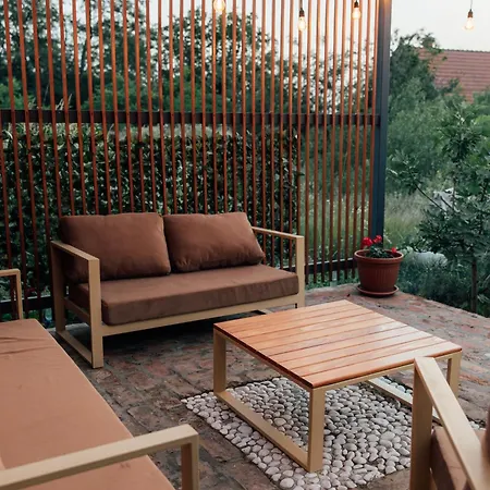 Sapat Vetra Vikendica Holiday home